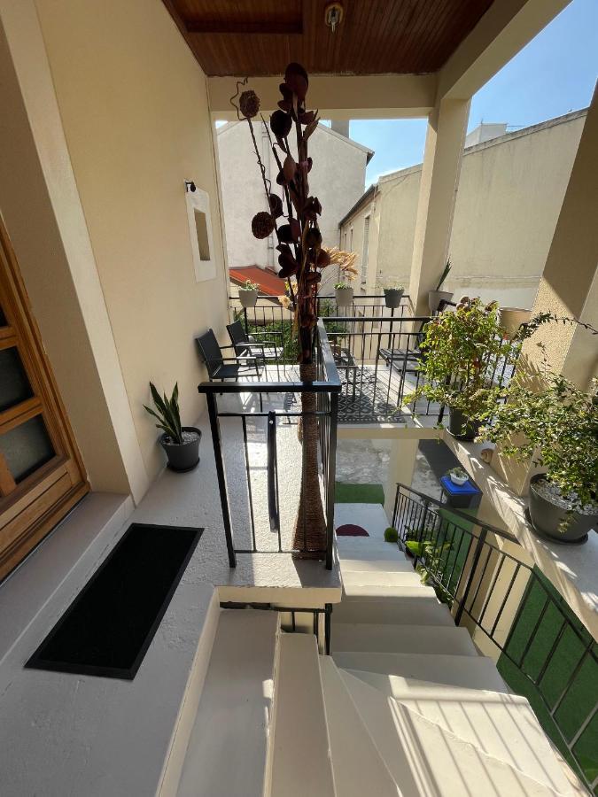 Agreable Appartement Dans Une Maison แซงต์-เดอนี ภายนอก รูปภาพ